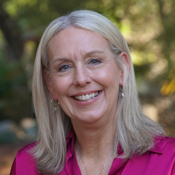 Give toward the ministry of Janelle&nbsp;Stoops