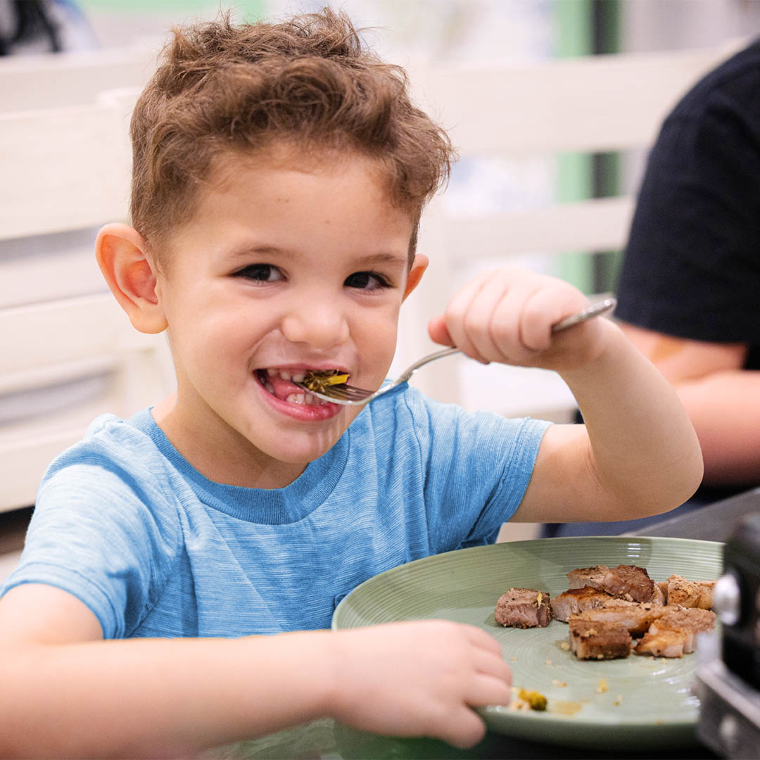 Your monthly gift to keep Hope’s fridges and cupboards stocked with fresh, healthy food!